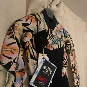 Billabong wetsuit women’s 4/3 mm salty days chest zip full suit